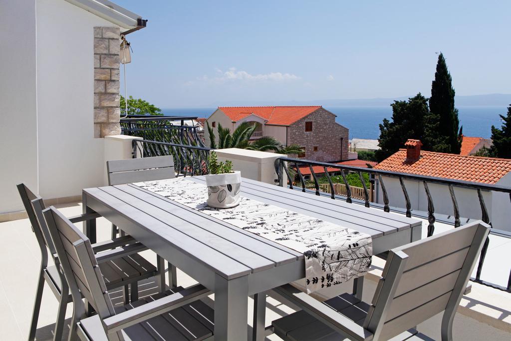 Apartments Diana - New Heated Pool Bol Kültér fotó