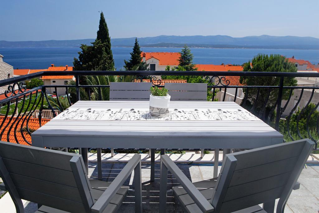 Apartments Diana - New Heated Pool Bol Kültér fotó